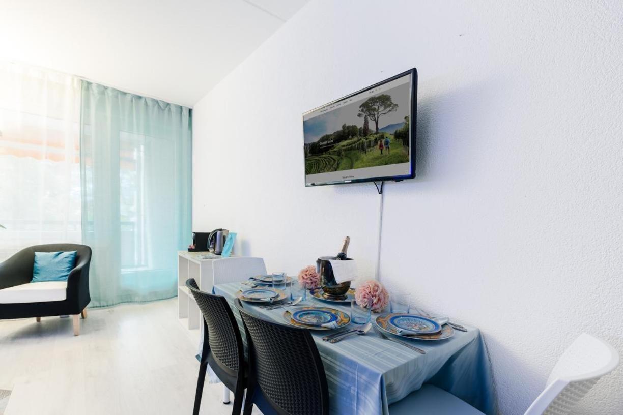Lake Apartment 4 Біссоне Екстер'єр фото